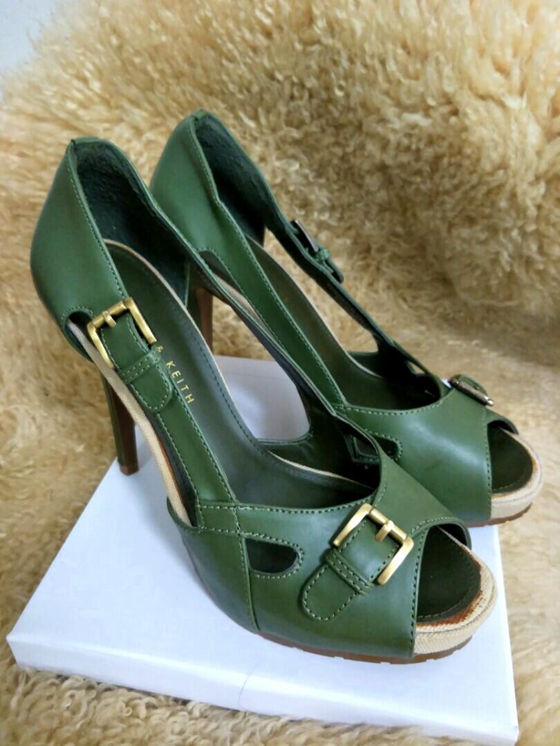 Olive green top open toe heels