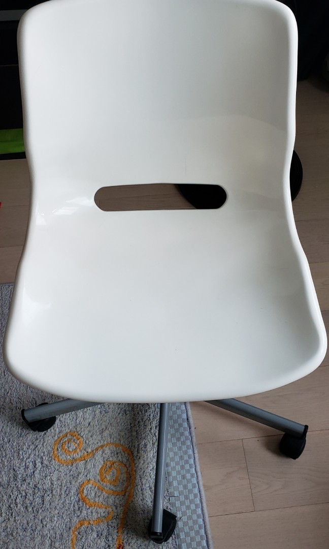IKEA Snille chair, 傢俬＆家居, 傢俬, 椅子 Carousell
