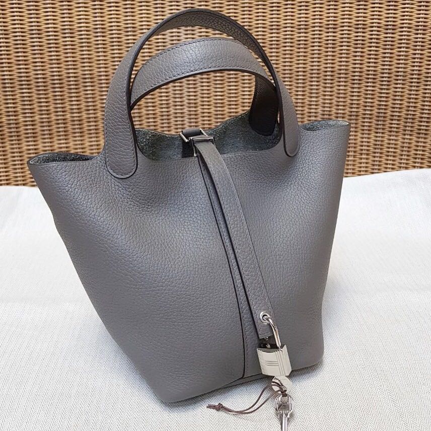 New Picotin 18 Etain Barang Mewah Tas Dompet Di Carousell