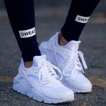 couple shoes nike