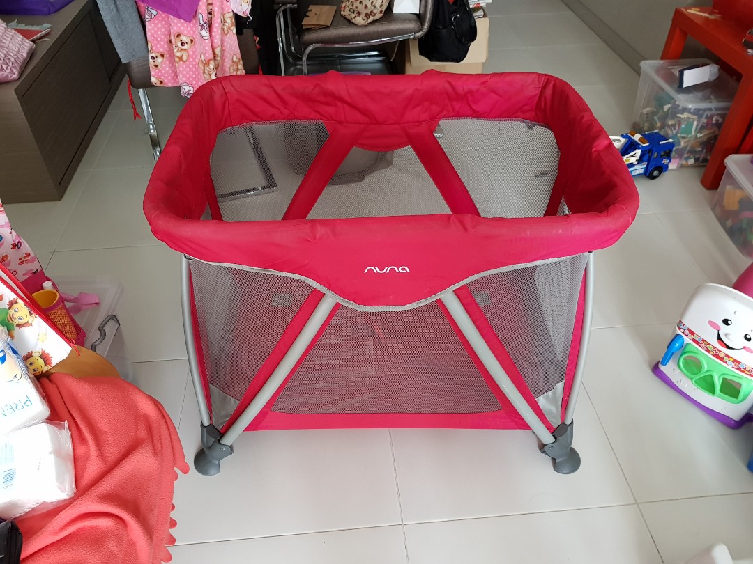 mini nuna travel cot