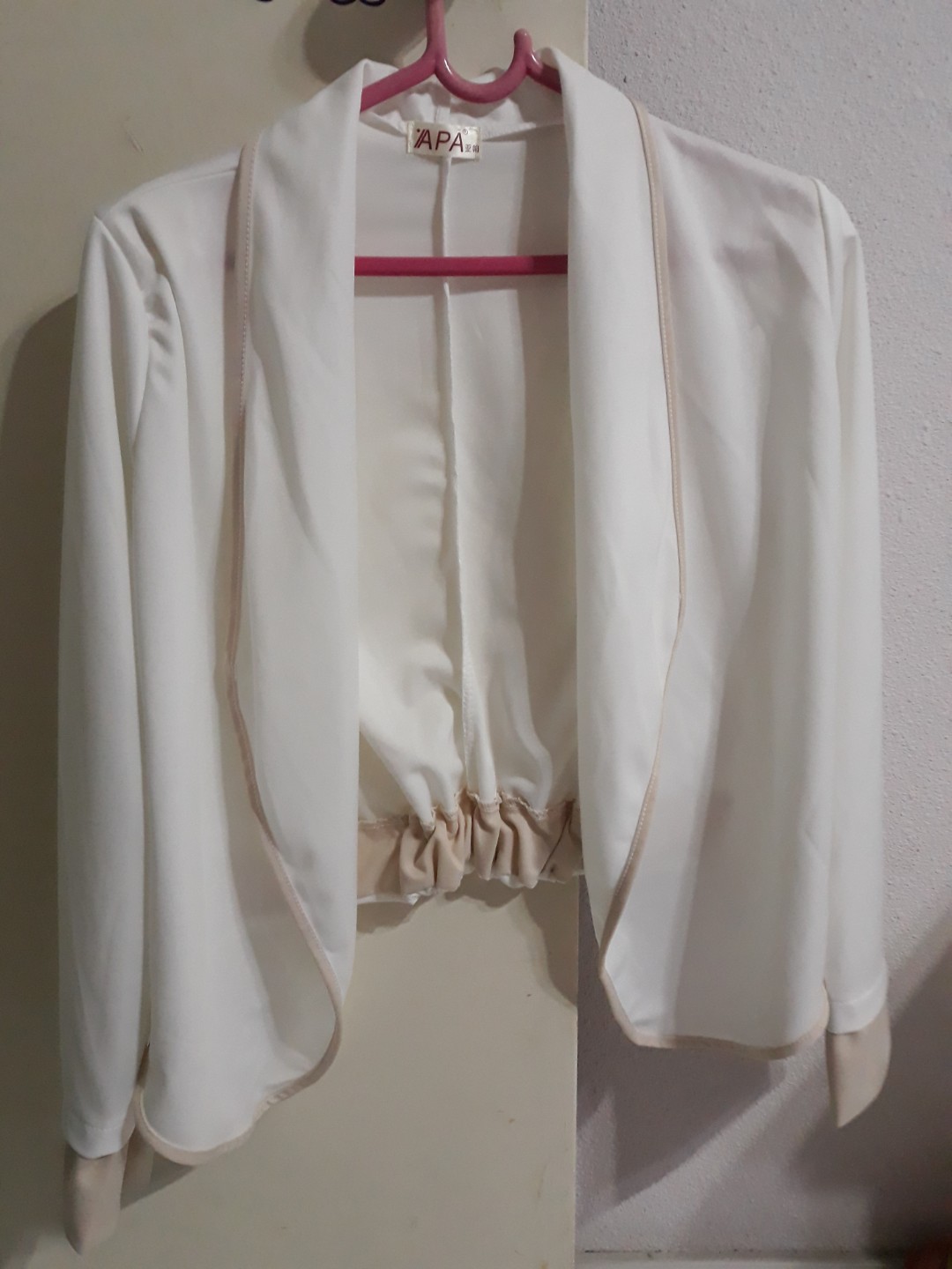 White Blazer for sale, Women's Fashion, Tops, Other Tops on Carousell