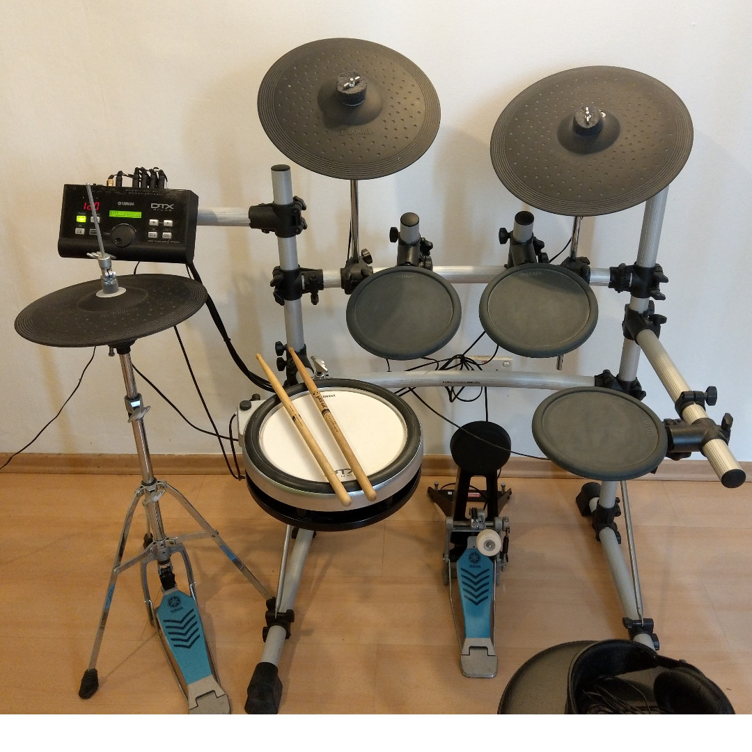 Yamaha DTX500 Drum Kit