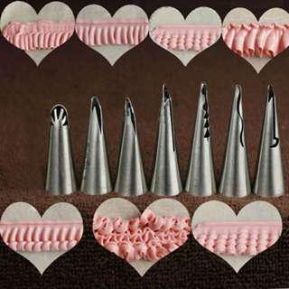 (Ready stock) 7pcs wedding  skirt nozzle in one price cake pastry decorating #July100