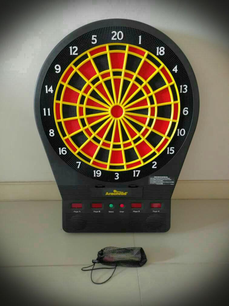 Arachnid vintage electronic dart board 1994, Everything Else, Others on