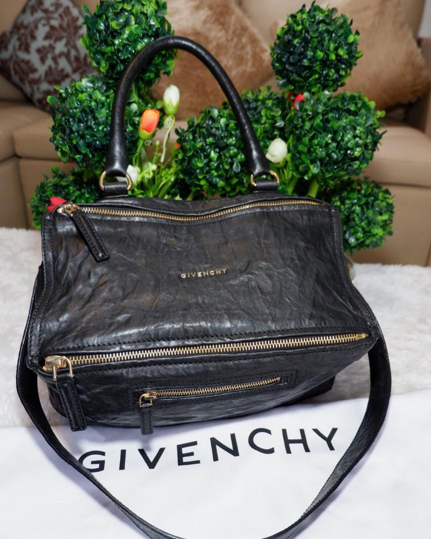 givenchy pandora medium black