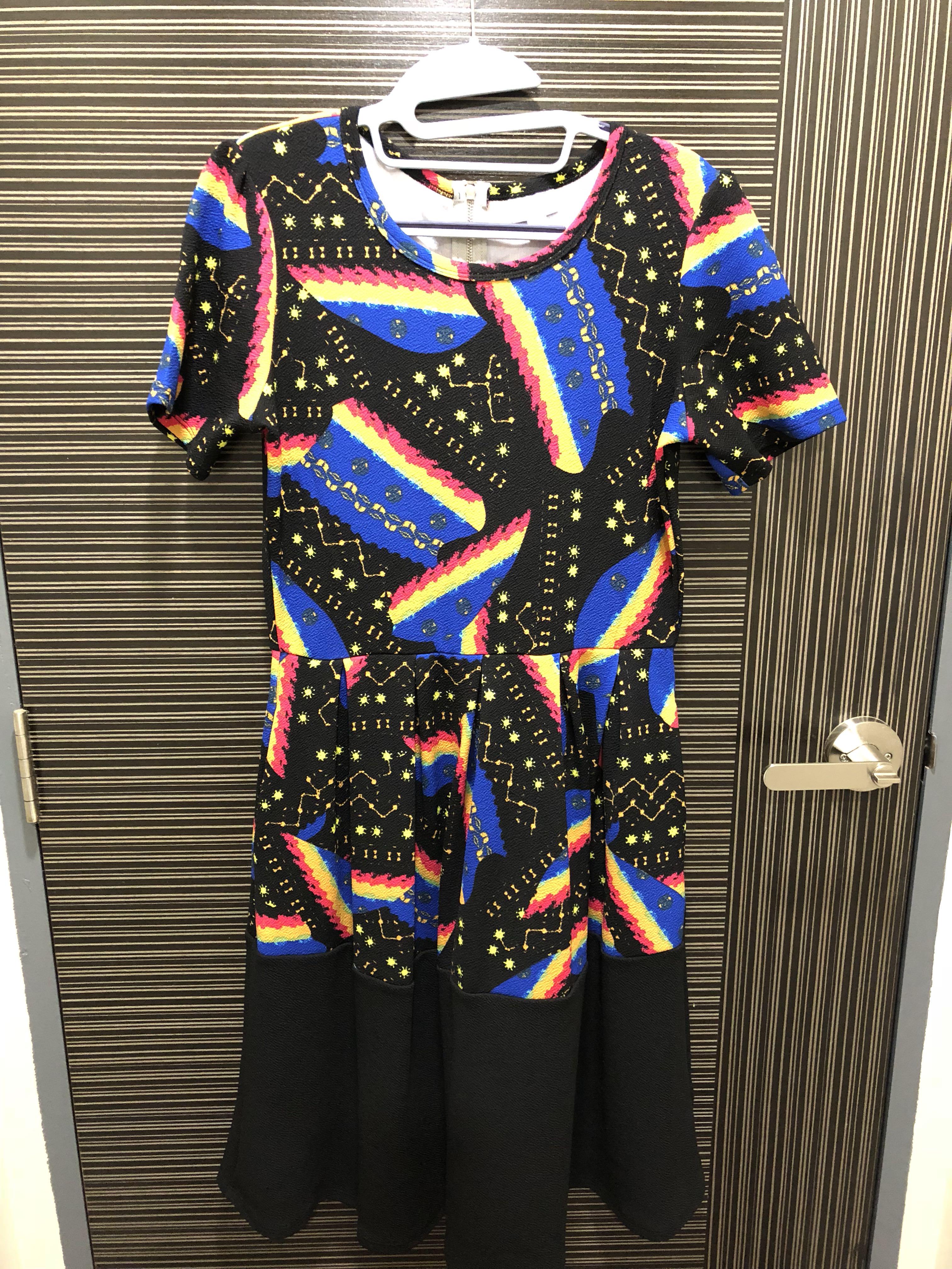 Brand new Lularoe LLR Amelia Size M