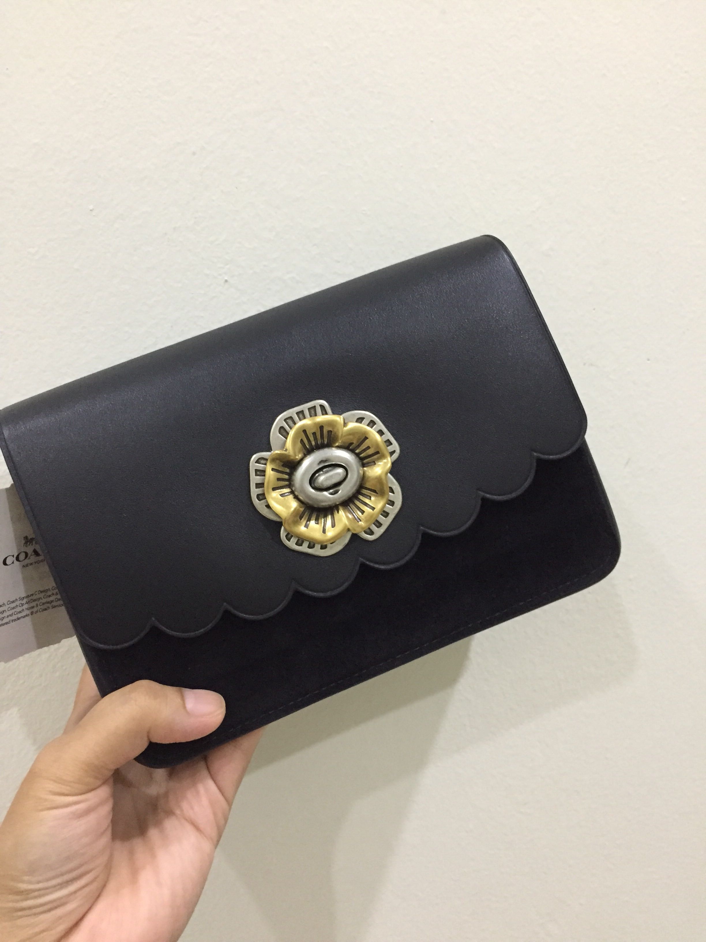 Coach bowery sale tea rose turnlock