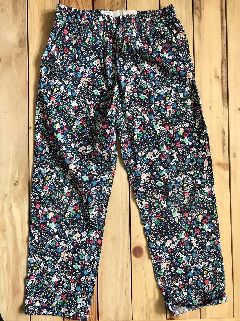 Cotton on floral trouser (Category: Baby Toiletries & Grooming) located in Lipa City. Submitted by lifestyled (Listing ID 179874102, Image 1). Description: Worn Twice Size 6 💯 Authentic.