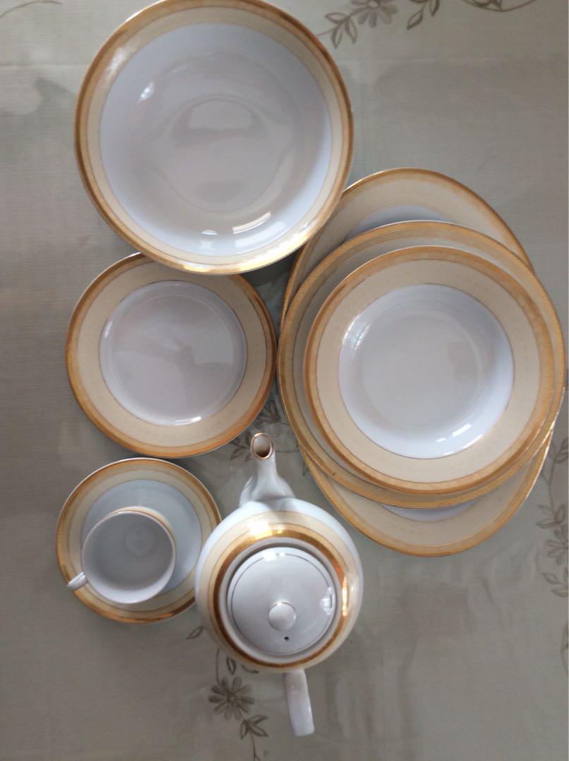 Di Venezz 24 karat Gold plated Dinnerware, Furniture & Home