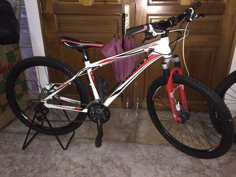 giant revel 26 mountain bike