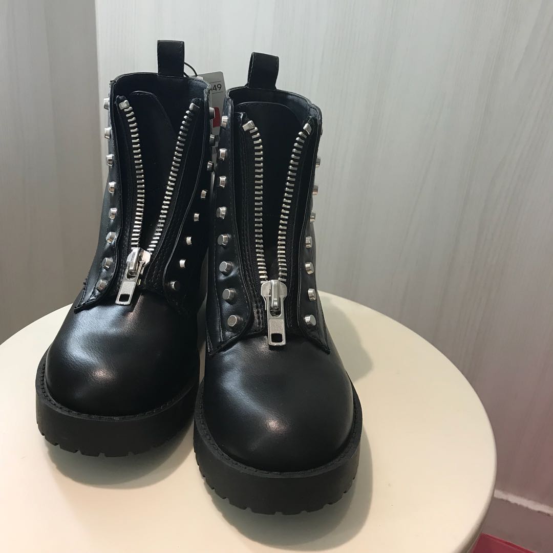 H&m divided boots new arrivals