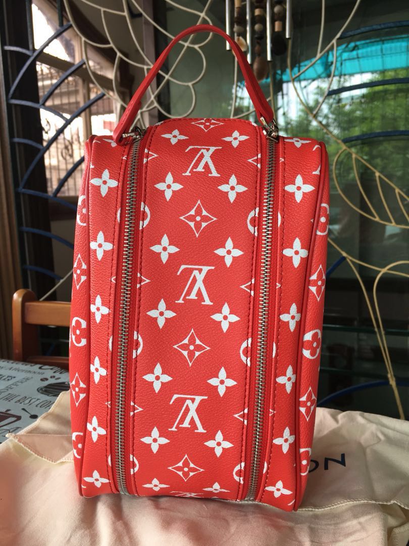 lv supreme monogram