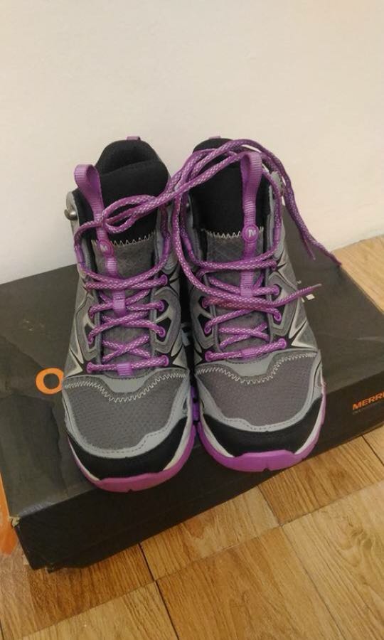 merrell capra bolt mid