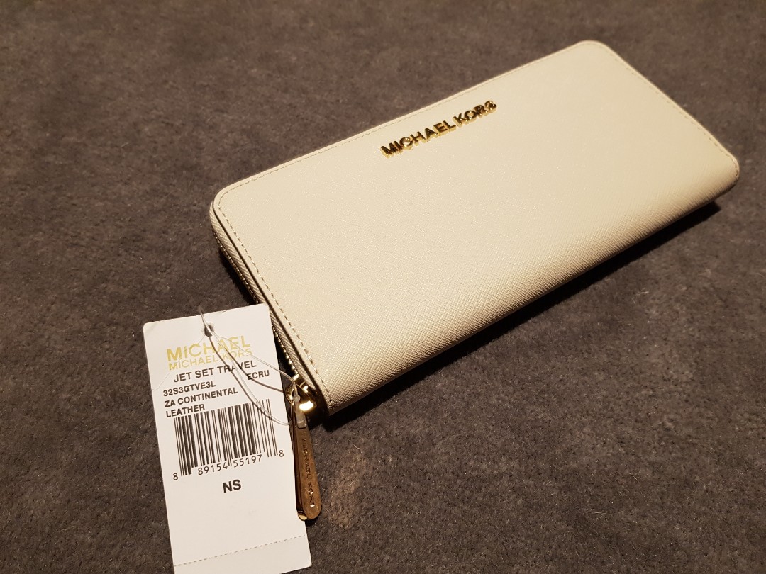 michael kors jet set wallet white
