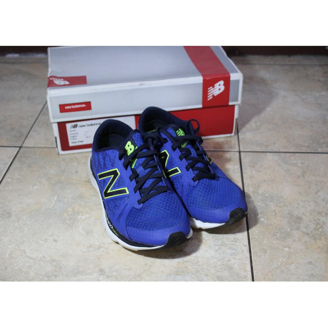 New Balance 690 v4 Running Fesyen Pria Sepatu di Carousell