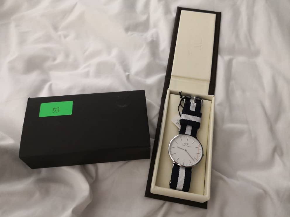 Dw watch cheap warranty