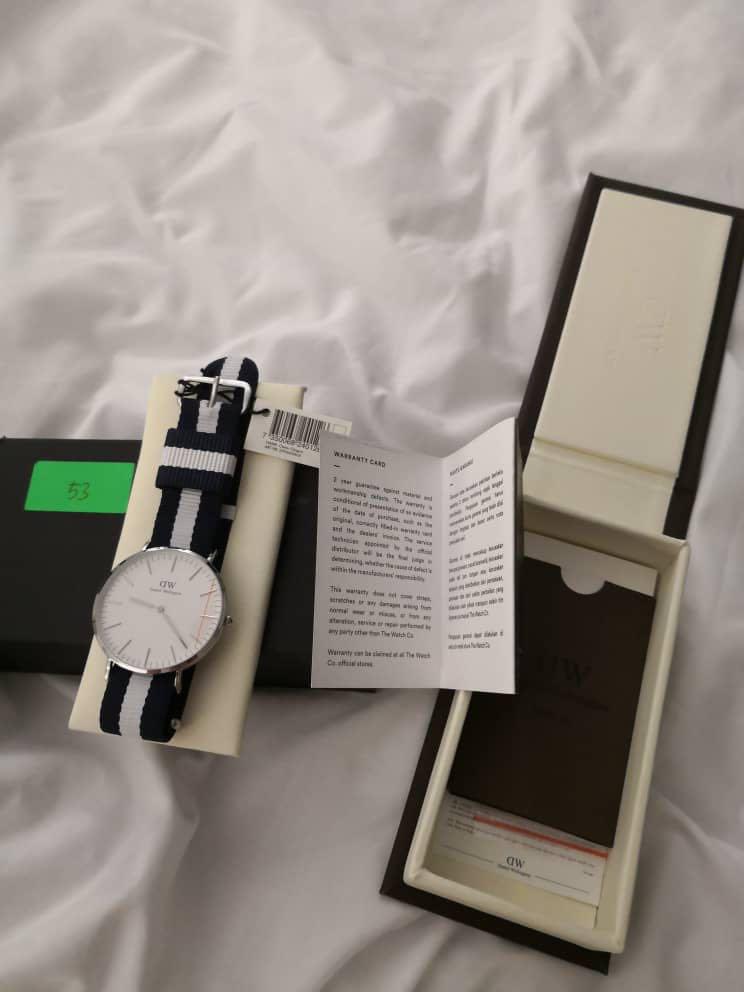 Dw sales watch warranty