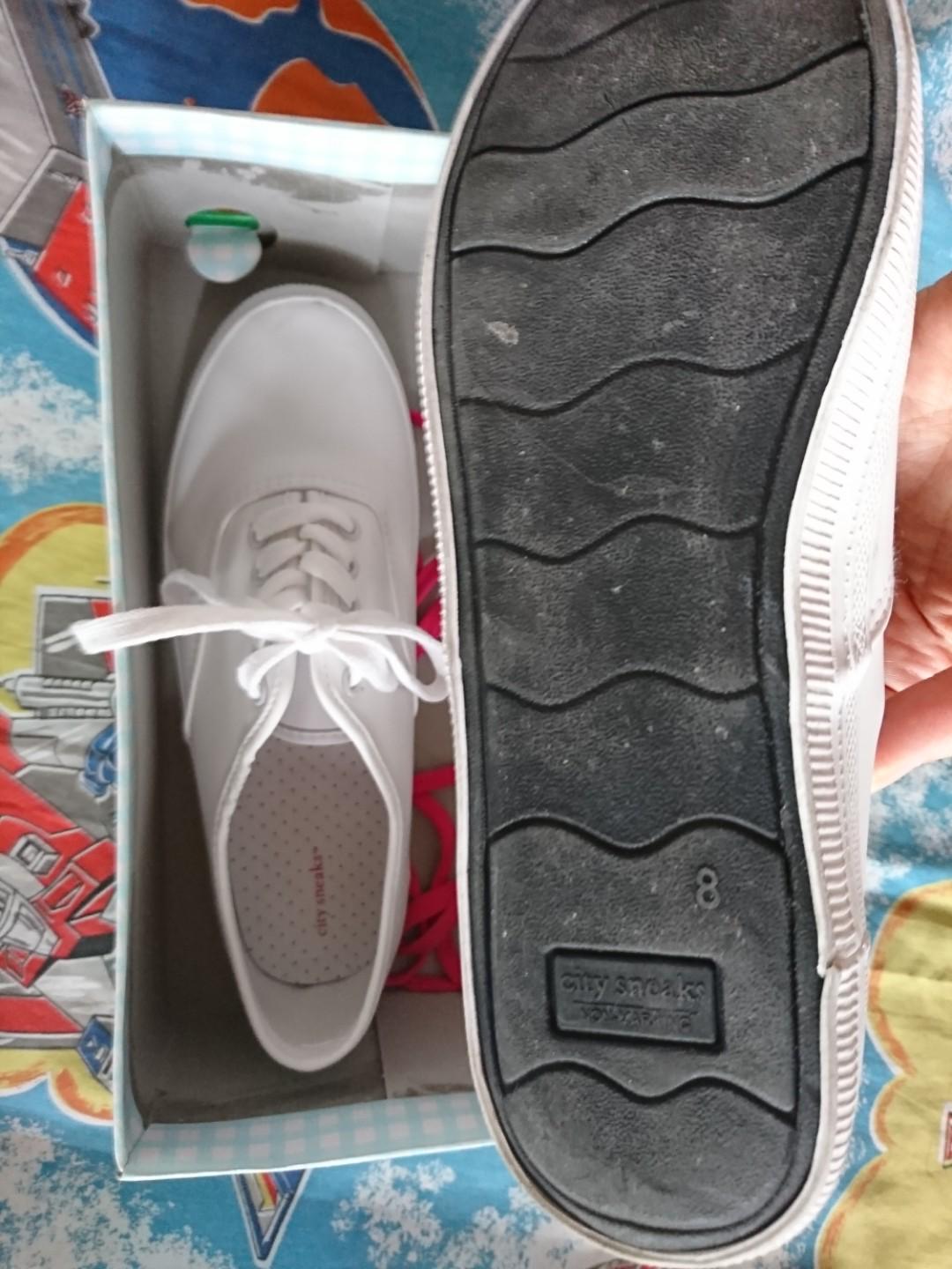 Payless white canvas shoes top