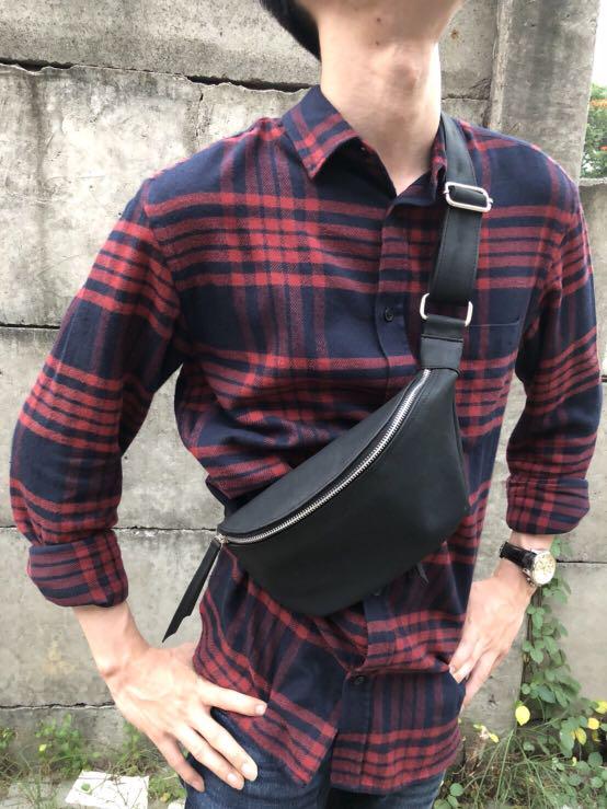 Stradivarius lookalike belt bag bum bag waist bag Fesyen Wanita Tas Dompet di Carousell
