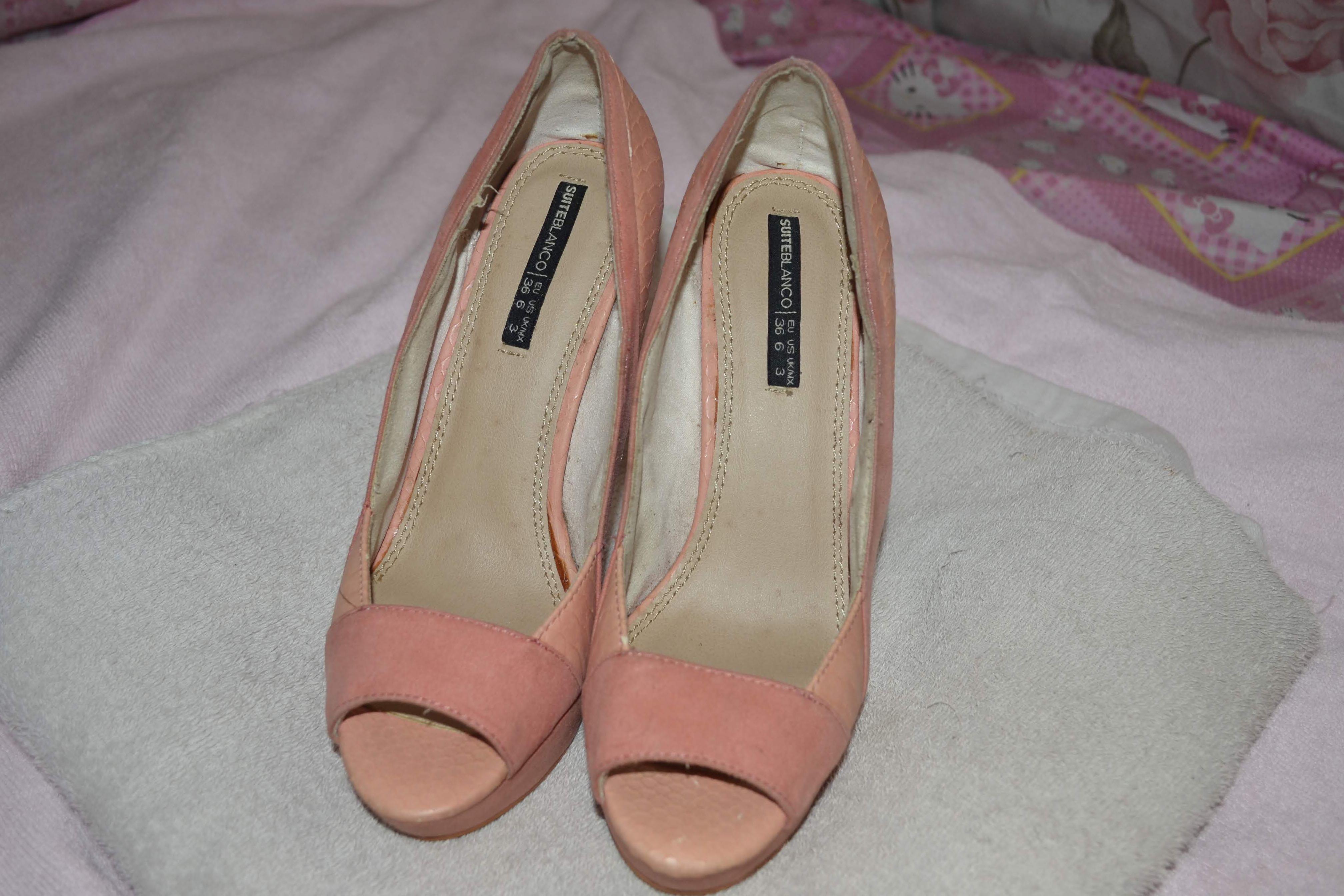 peach open toe heels