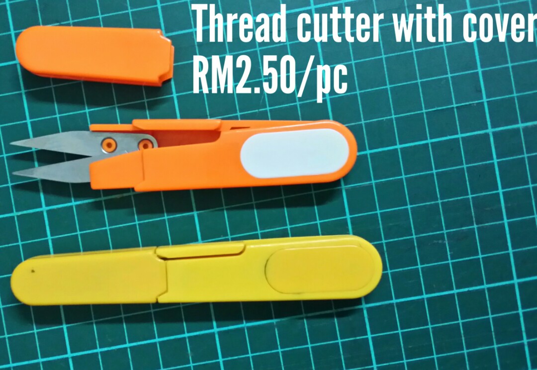 Thread cutter with cover, Hobbies & Toys, Stationery & Craft, Craft
