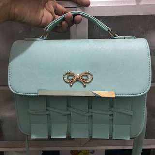 Tas fashion wanita