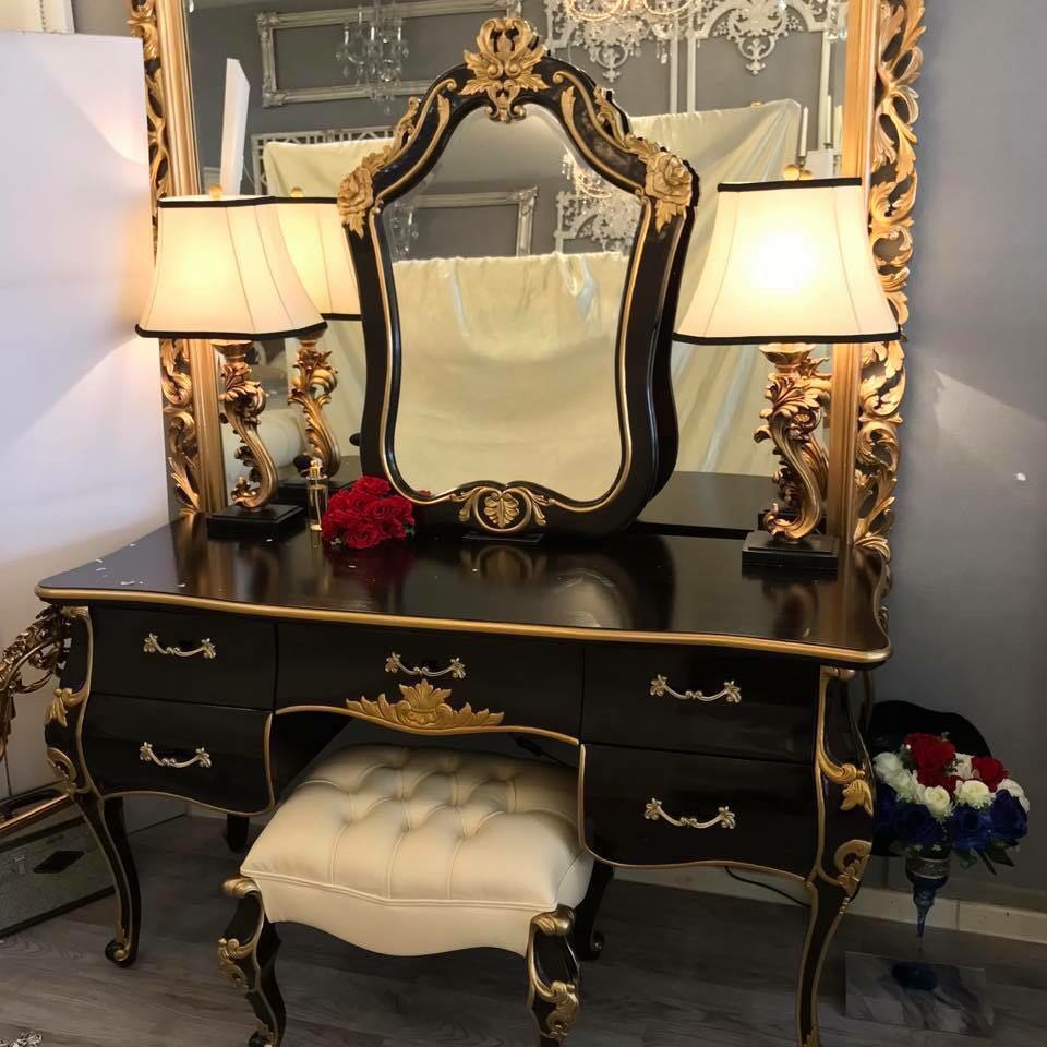 𝐀𝐍𝐓𝐈𝐐𝐔𝐄 𝐕𝐈𝐂𝐓𝐎𝐑𝐈𝐀𝐍 Vanity Dresser Desk Set