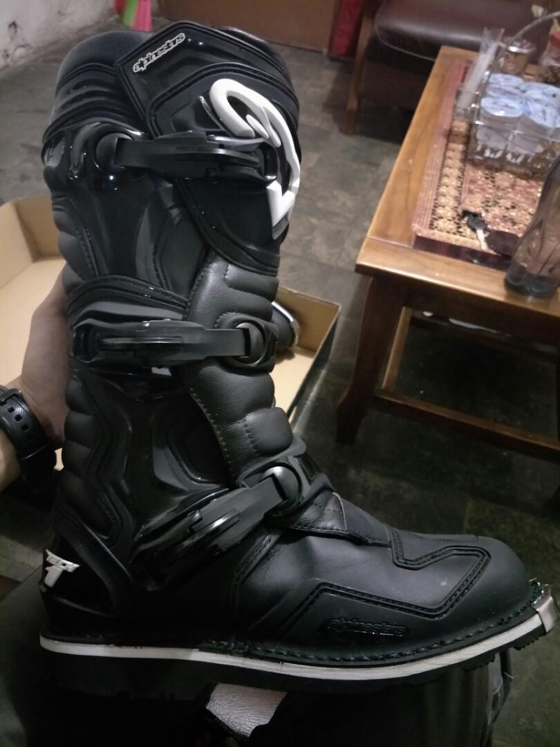 Alpinestar tech 1 cross Fesyen Pria Sepatu di Carousell