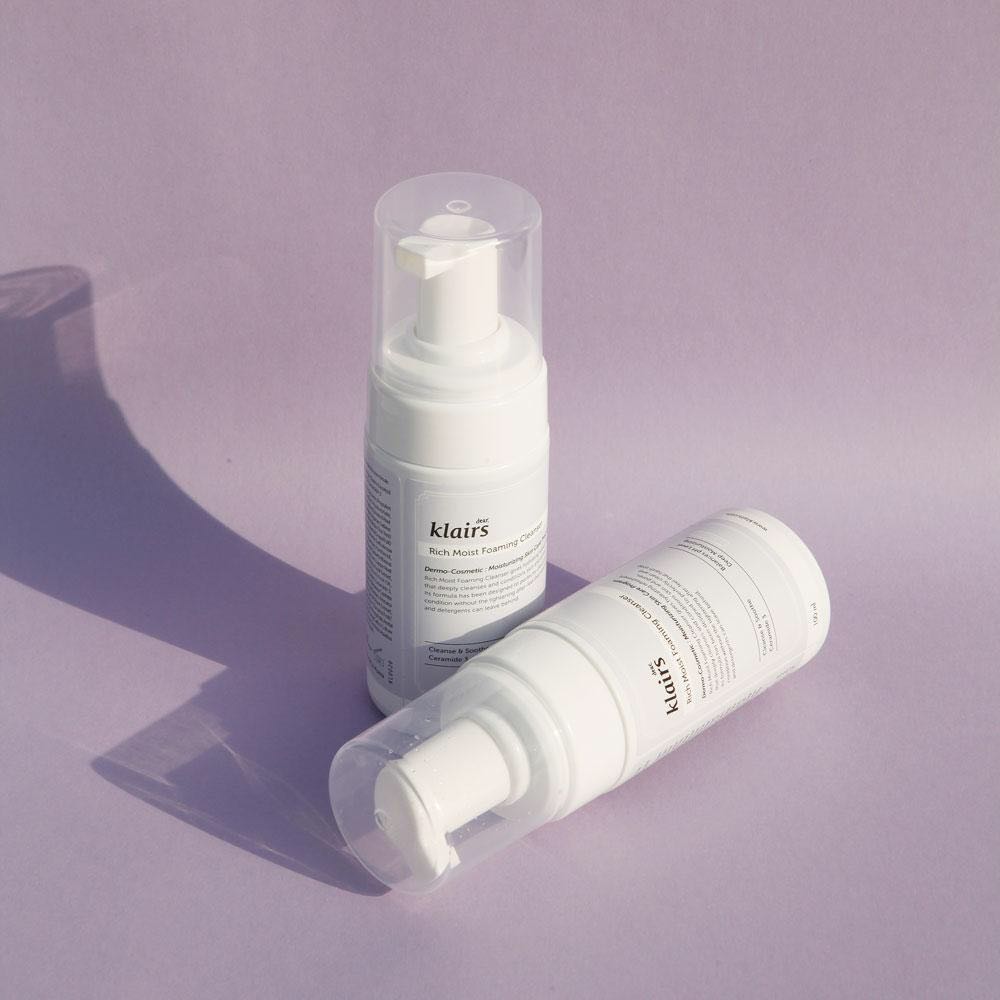 dear klairs rich moist foaming cleanser