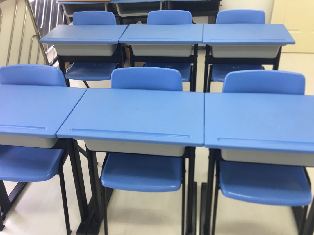 Classroom size Tables and chairs, Furniture & Home Living, Furniture