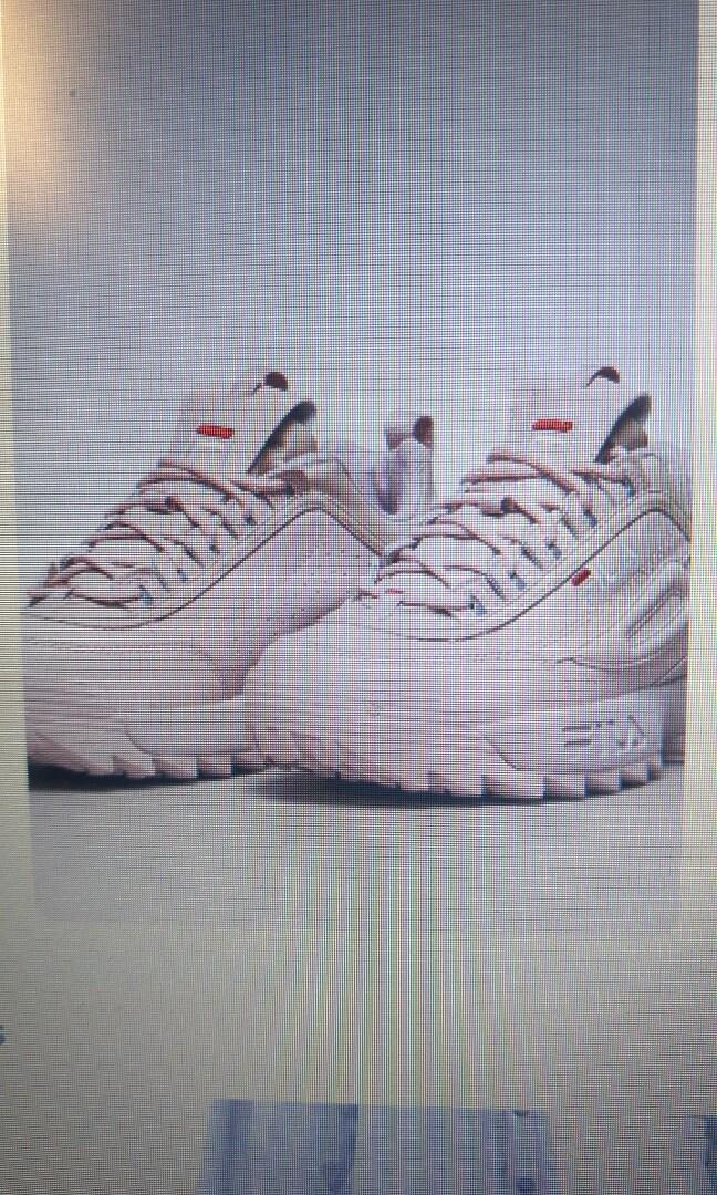 fila peach shoes