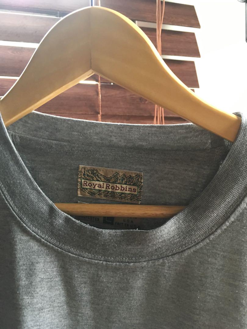 Grey long shirt (Category: Shirts) located in Marikina City. Submitted by reesespieces1 (Listing ID 180037165, Image 2). Description: .