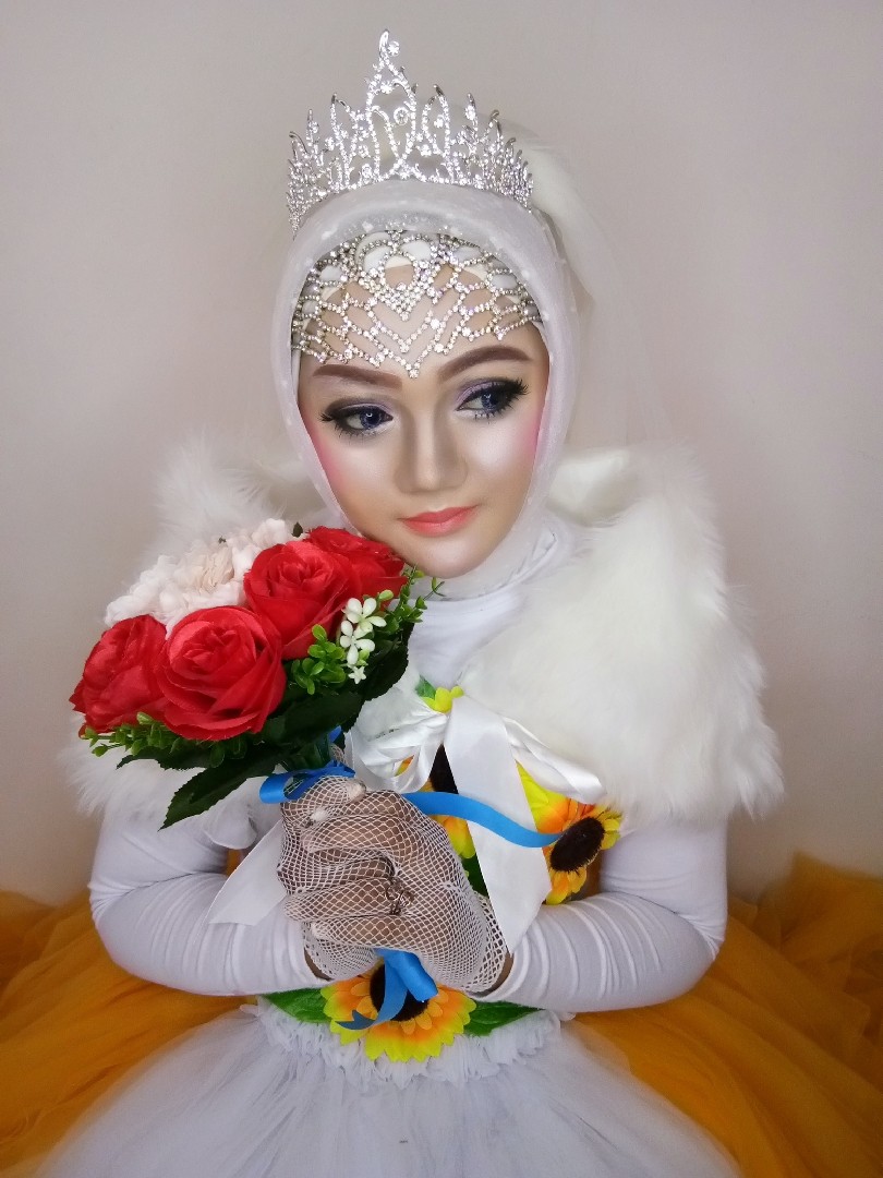 MakeUp Jasa Makeup Sewa Gaun Sewa Jas Wedding Henna