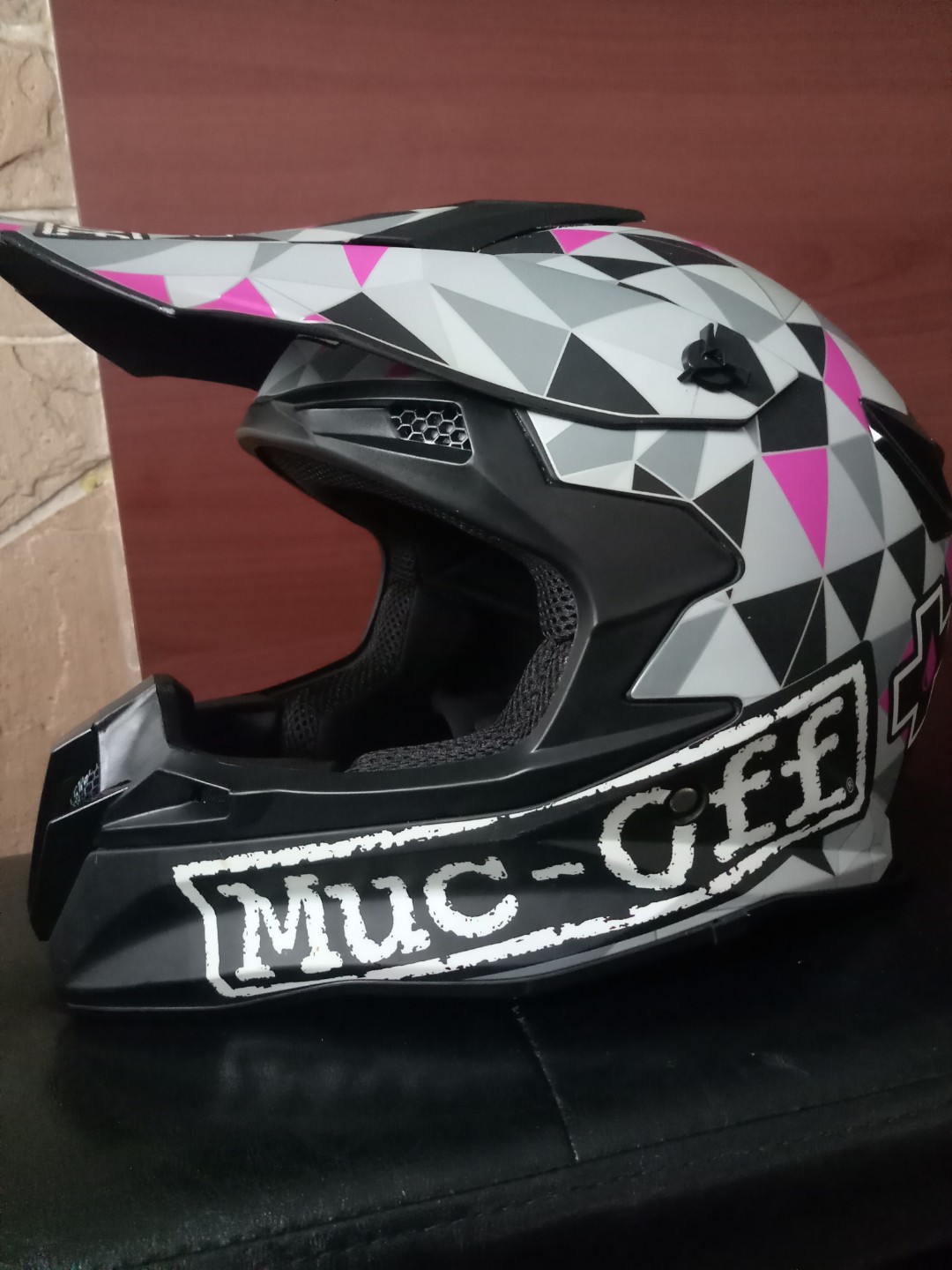Muc off full face helmet Clearance
