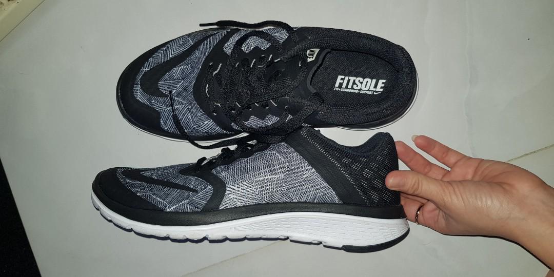 Nike Running Shoes (Fitsole), Women's 