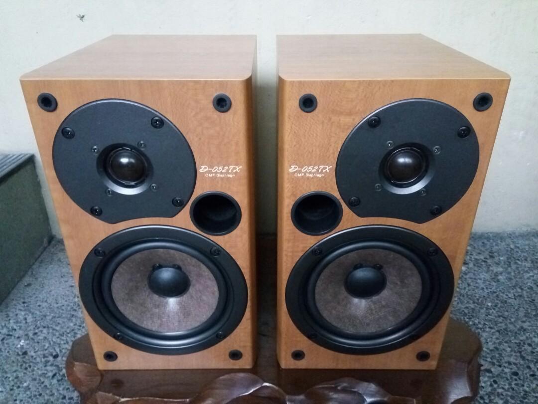 Onkyo bookshelf speaker from japan, Audio, Soundbars, Speakers