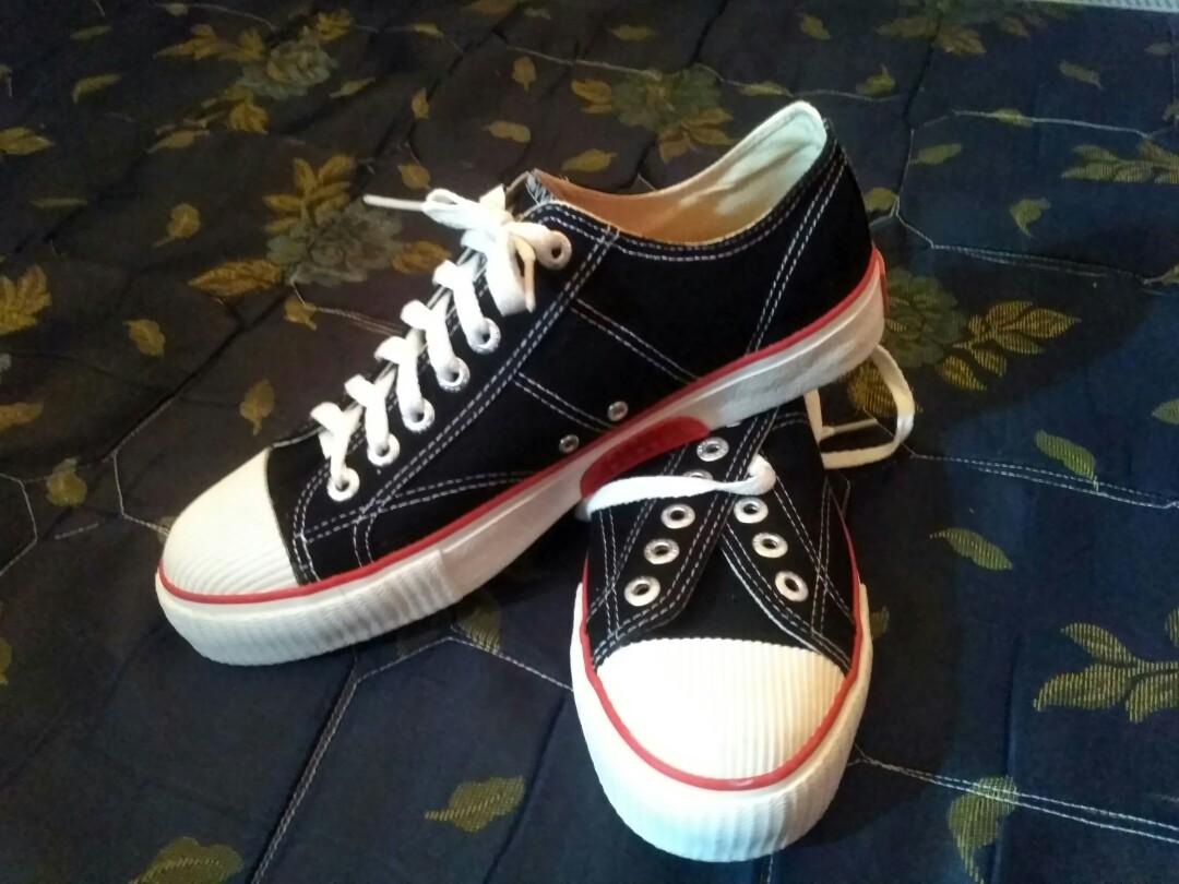 Sepatu Warrior Classic Low Fesyen Pria Sepatu Di Carousell