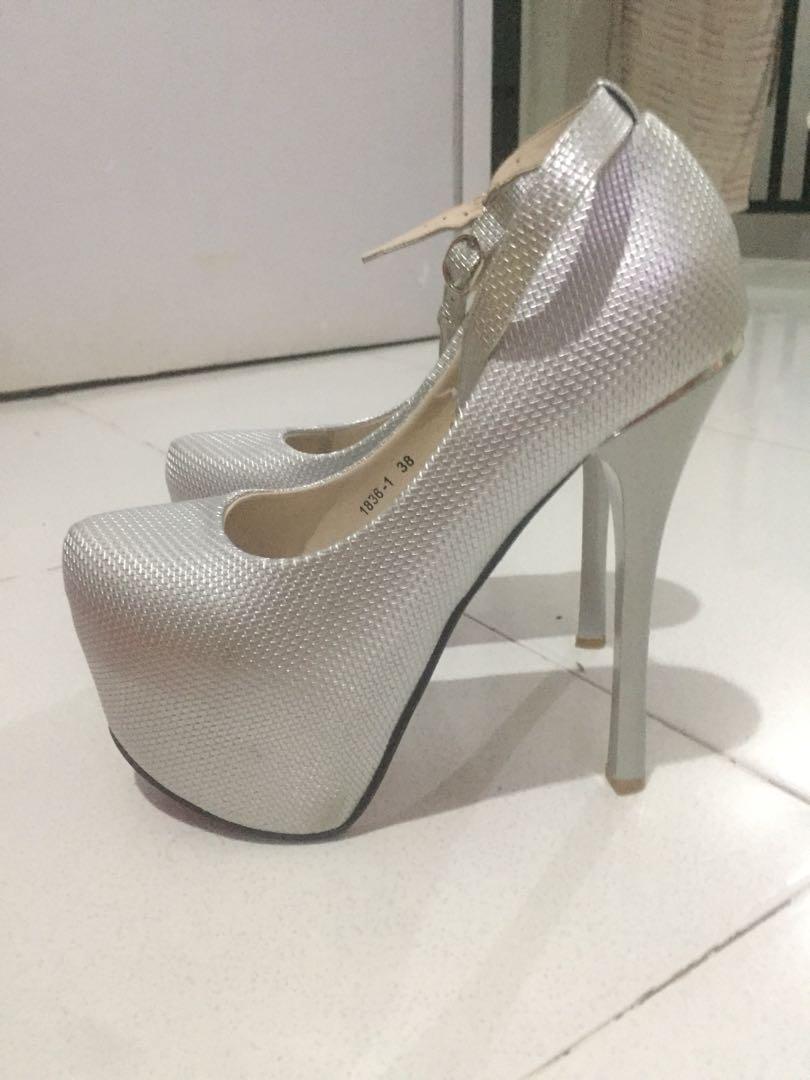 heels 17 cm