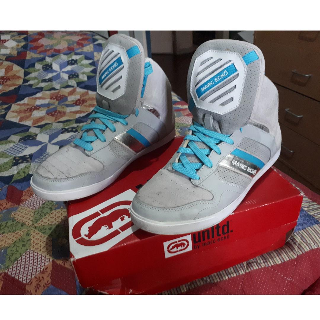 unltd by marc ecko Lenox Pylon (Category: Dress Shoes) located in Las Pinas. Submitted by iamraymoend (Listing ID 180039898, Image 1). Description: for sale: unltd by marc ecko Lenox Pylon Size 10 US Men comes with the box, and an extra pair of white laces bought in 2011. I tried my best na linisin using Jason Markk shoe cleaner, but some stains/dirt could no longer be removed. some parts also have small cracks on them..