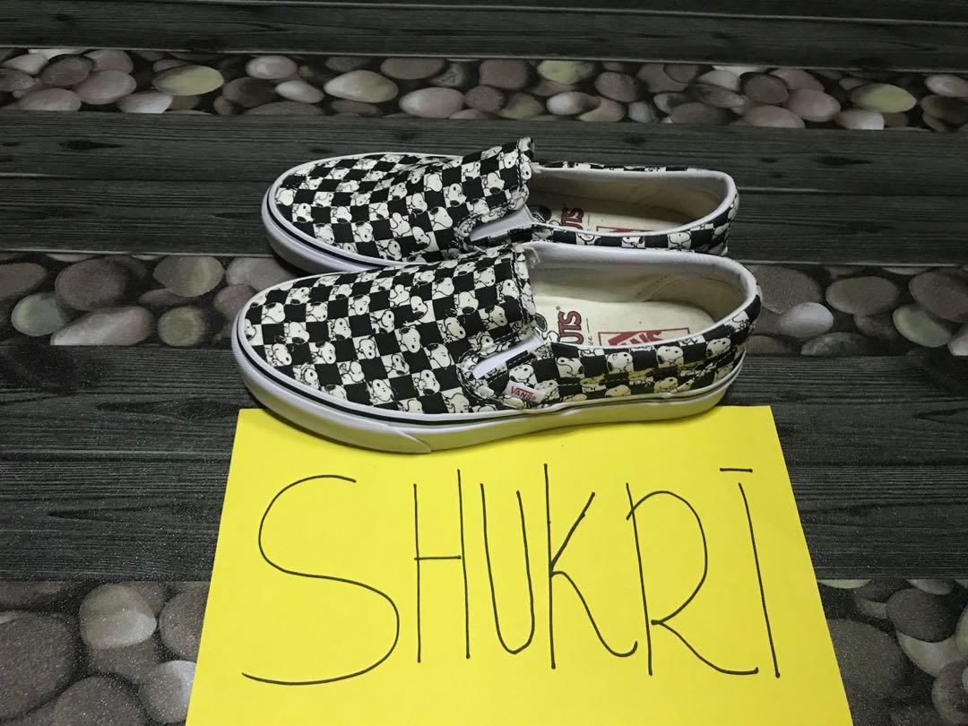 Checkered snoopy vans best sale