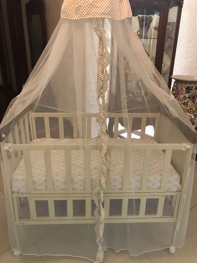 Apruva metal crib cheap