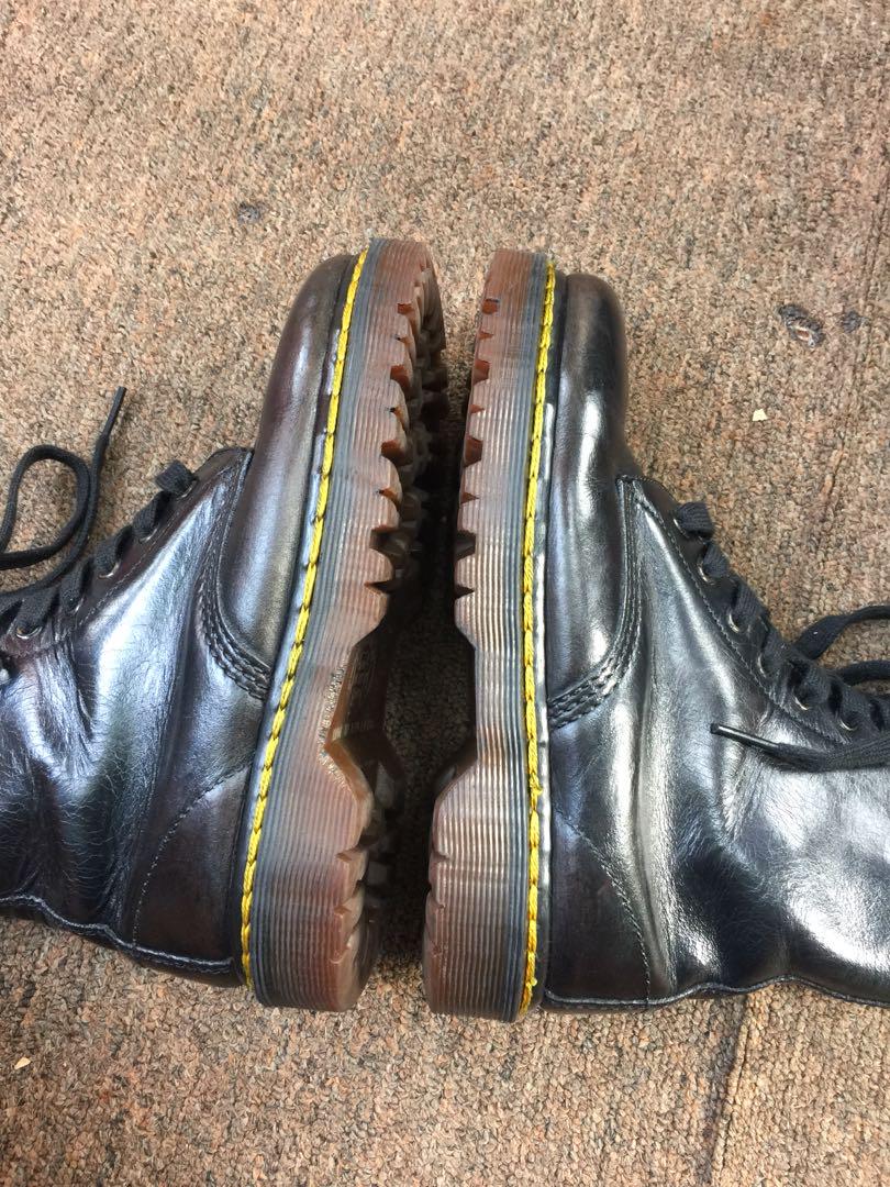 Dr.martens 1460 double stitch size 3uk setara 35-36 Made in england, Fesyen  Wanita, Sepatu di Carousell