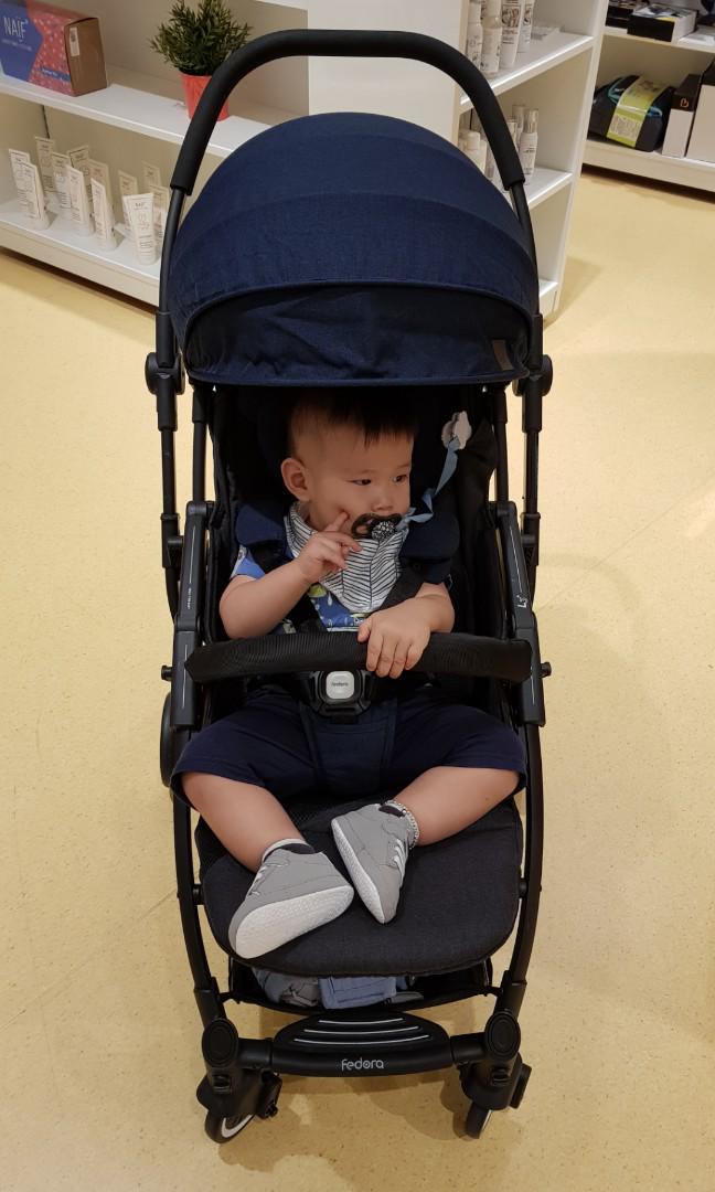 FEDORA L3 STROLLER. Cabin size. 6kg. Used. Tip top condition