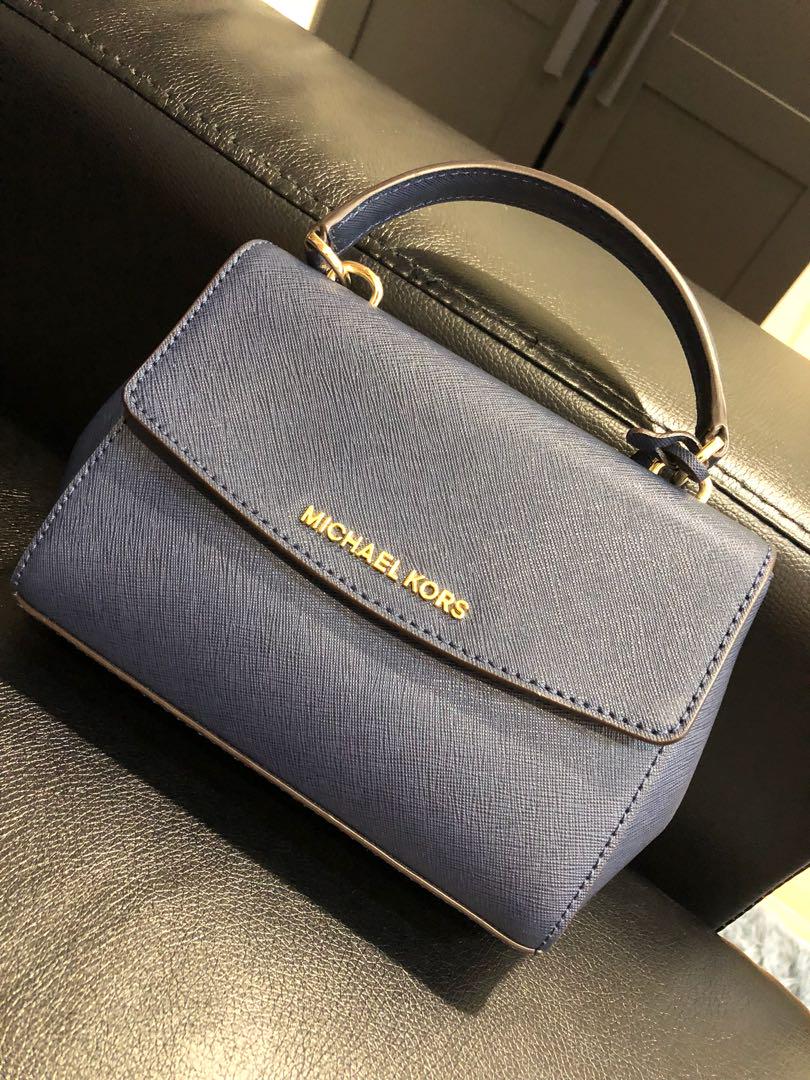 都没留  状况9新 少背 保证正品  售出不退～ 1 year ago 在 精品包包