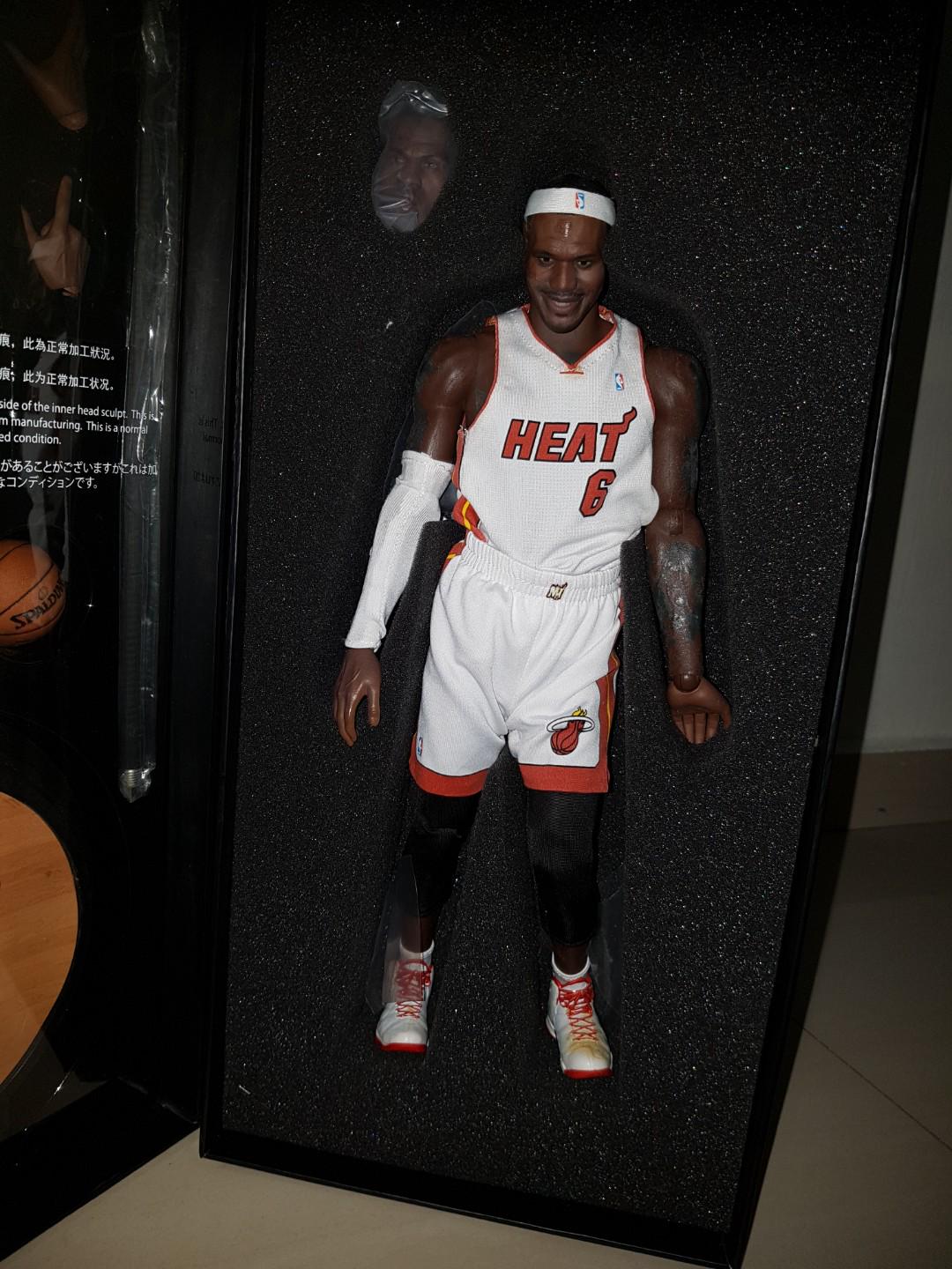 1/6 scale Enterbay LeBron James Miami heat 6 jersey only