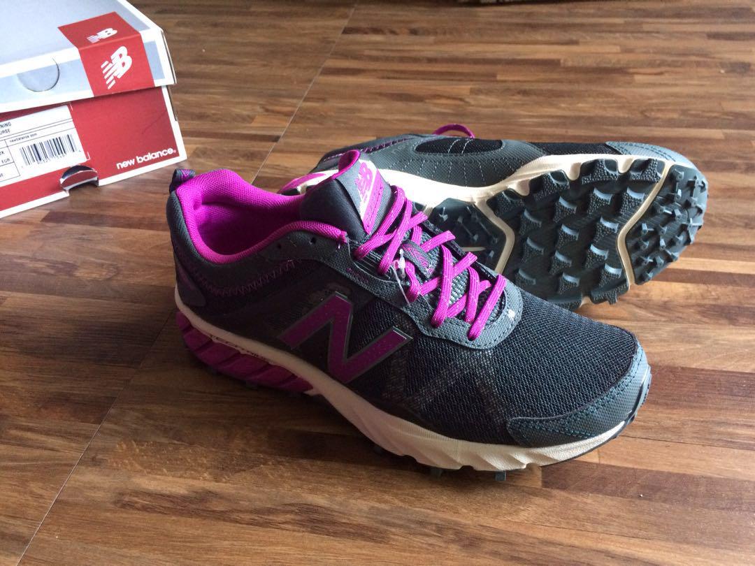sepatu new balance hiking