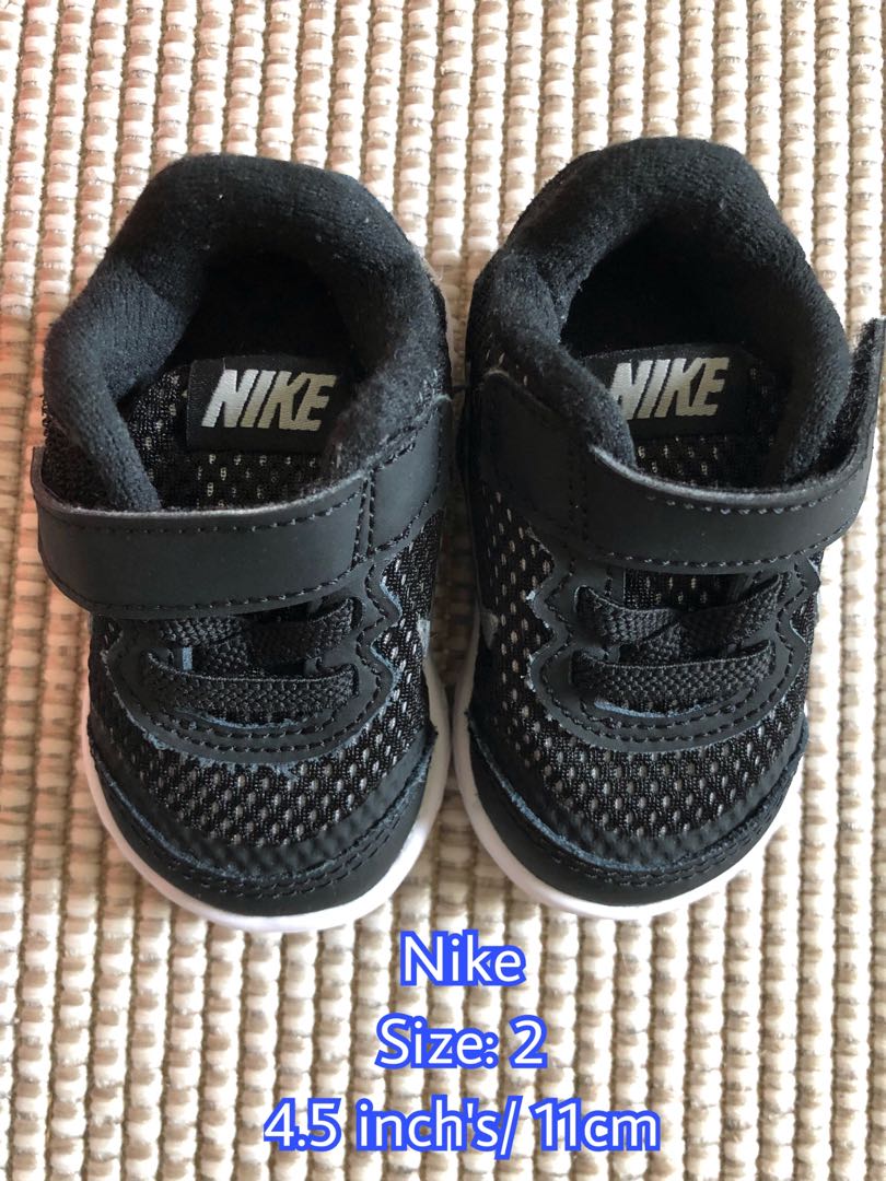 baby boy nike shoes size 2