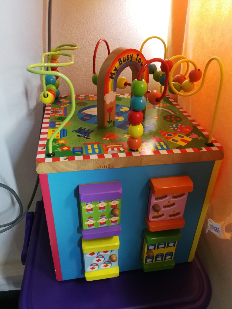 my busy town cube