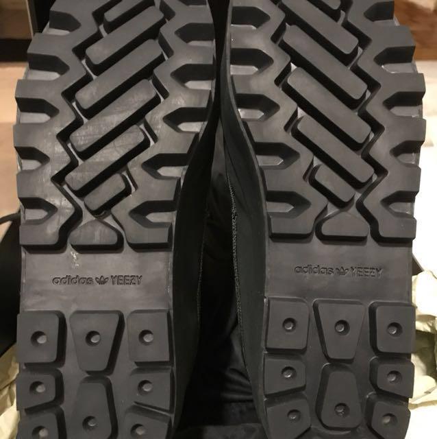 9 2024 off yeezys